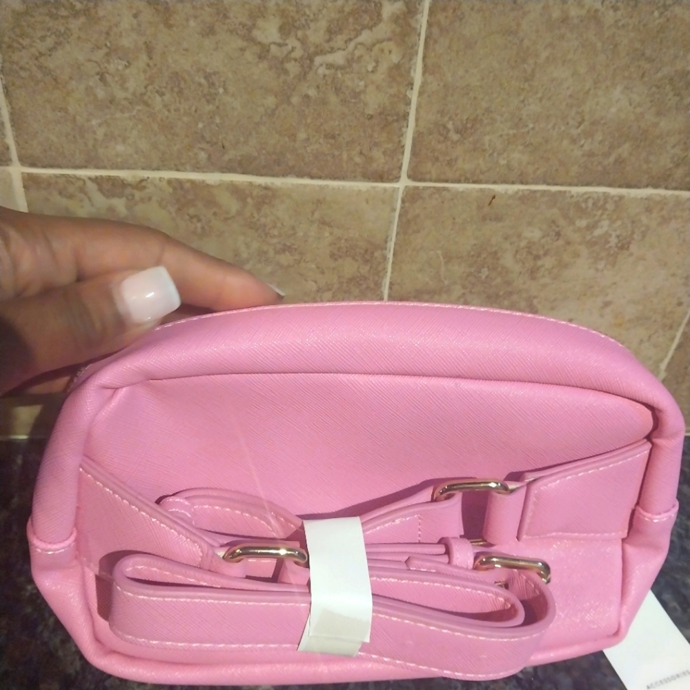 LATC Fanny Pack - Picture 4 of 4